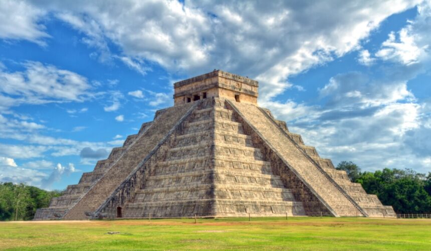 Chichen-Itza-El-Castillo-860x500 El Castillo pyramid at Chichen Itza supports cultural excursions for group itineraries.